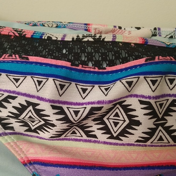 5/$50 Nwot bikini seperates set - Picture 4 of 6